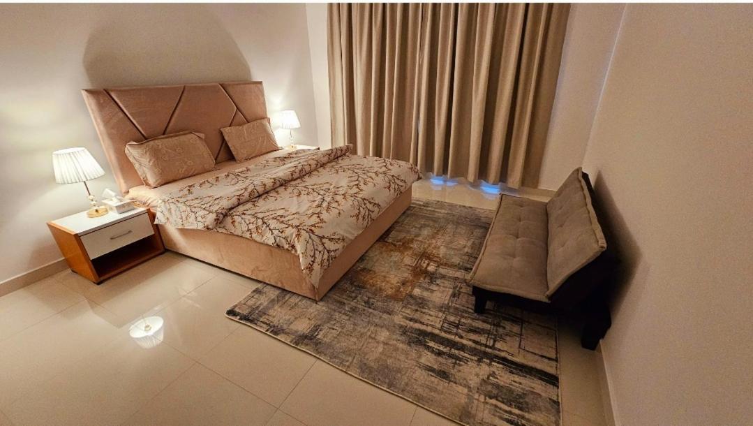 Splendid Villa Rooms Near Dubai Airport Exteriör bild