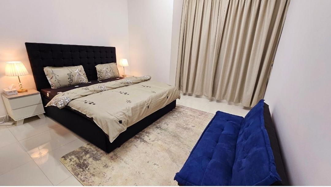 Splendid Villa Rooms Near Dubai Airport Exteriör bild